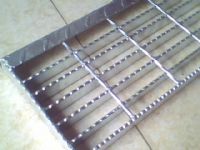 專業(yè)生產(chǎn)鋼格板，溝蓋板